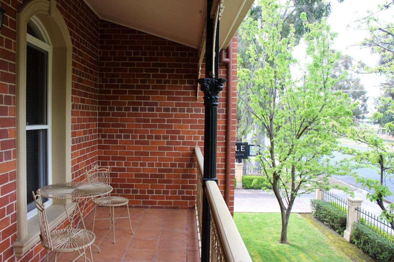 Carlyle Suites & Apartments Wagga Wagga Exterior foto