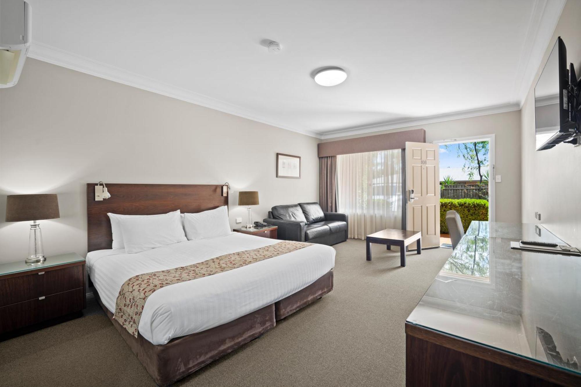 Carlyle Suites & Apartments Wagga Wagga Exterior foto