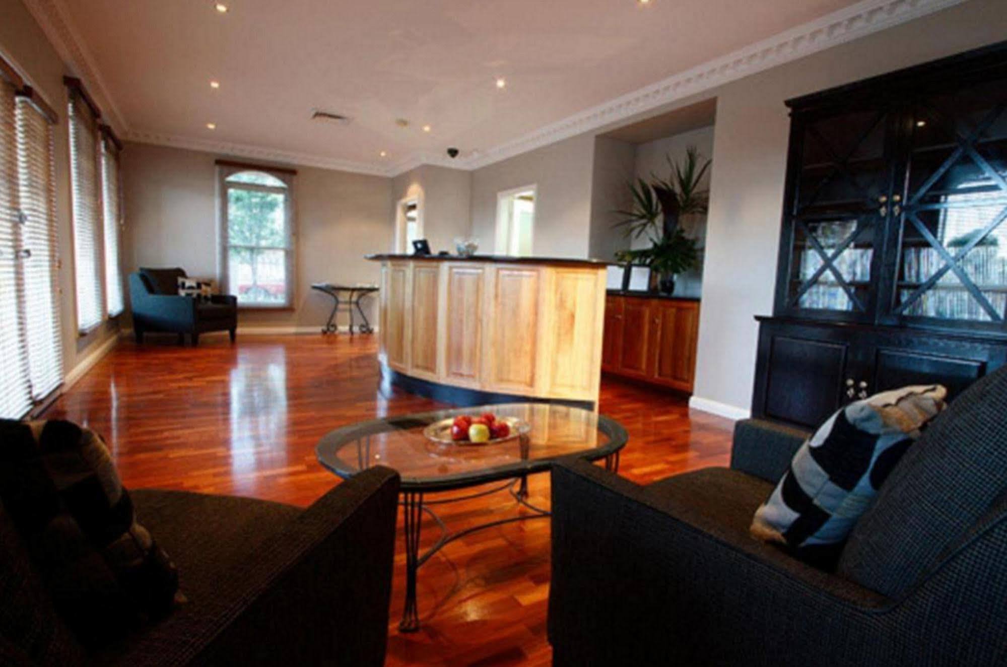 Carlyle Suites & Apartments Wagga Wagga Exterior foto